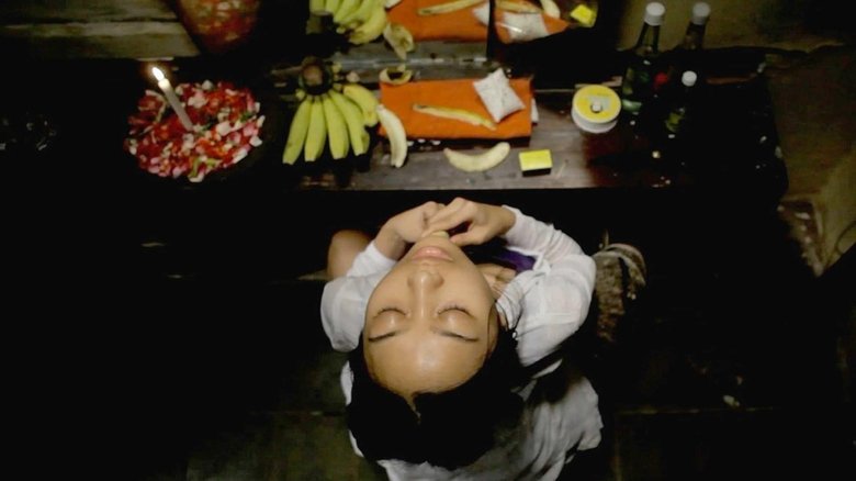 кадр из фильма Merindu Mantan