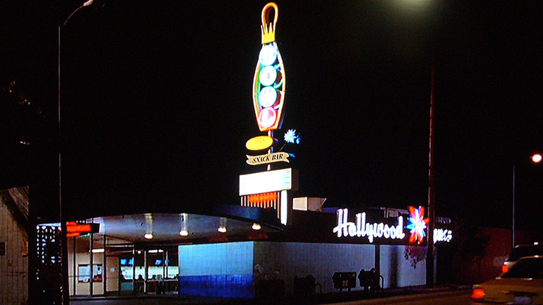 кадр из фильма Большая пустота