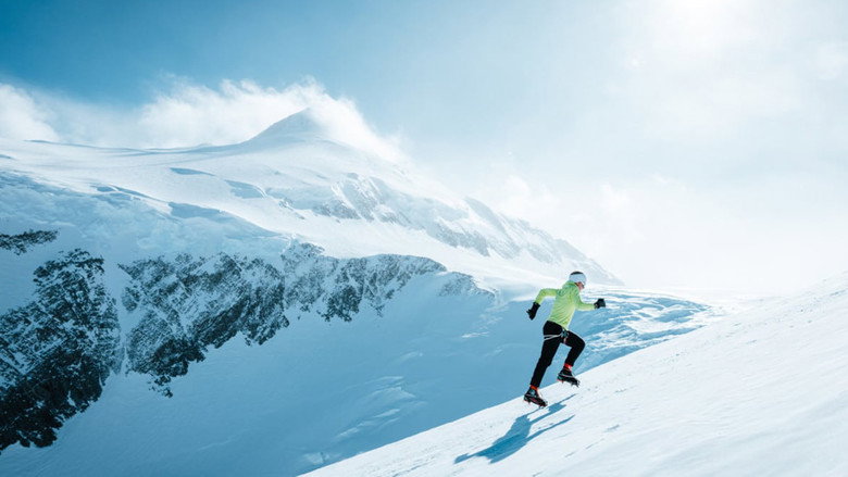 кадр из фильма White Horizon