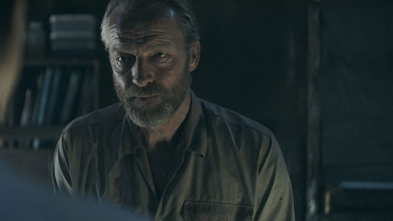 кадр из фильма Чужая Земля