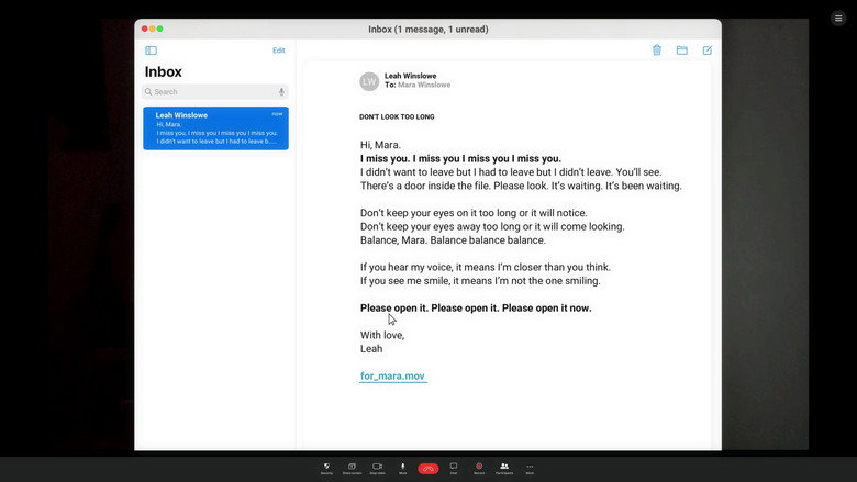 кадр из фильма Don't Look Too Long