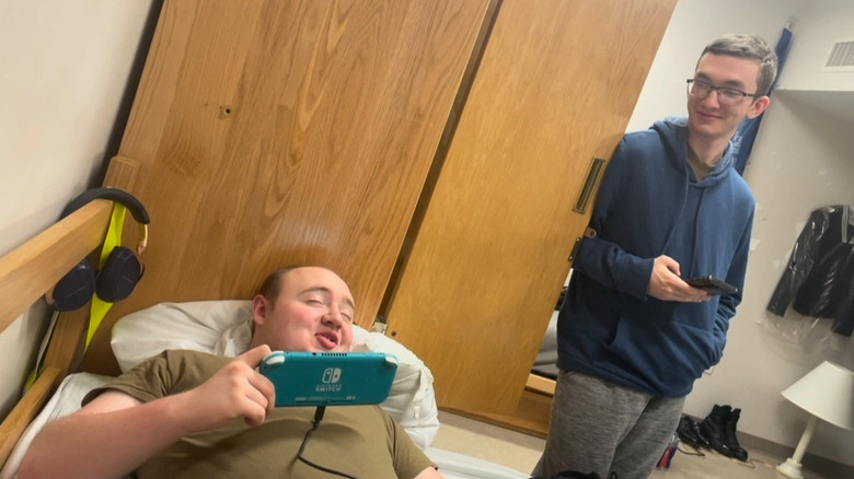 кадр из фильма Days of Meade