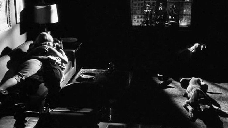 кадр из фильма Screaming Mimi