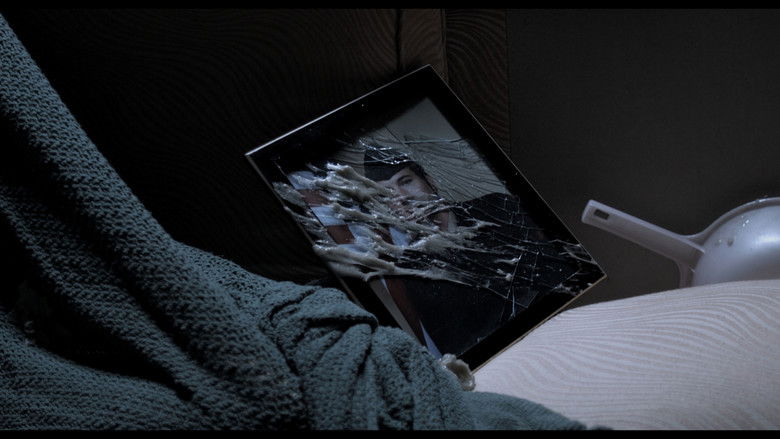 кадр из фильма Grey Matter