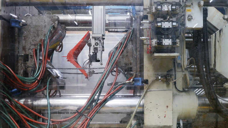 кадр из фильма Нечто большее