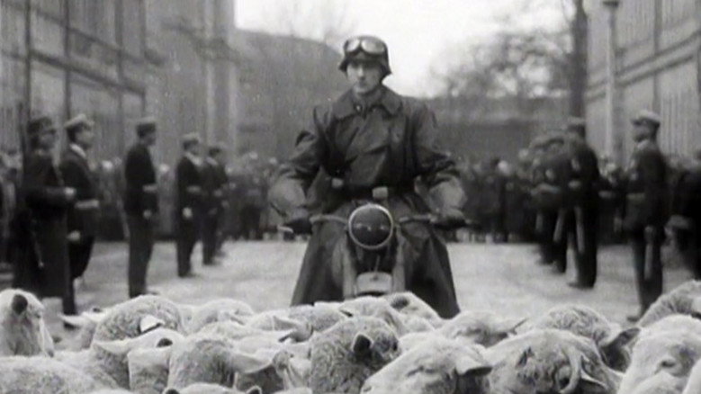 кадр из фильма Эшелон из рая