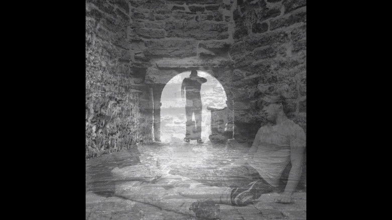 кадр из фильма HÖHLE