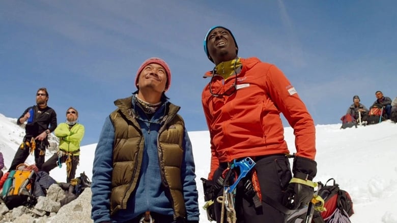 кадр из фильма 1+Эверест