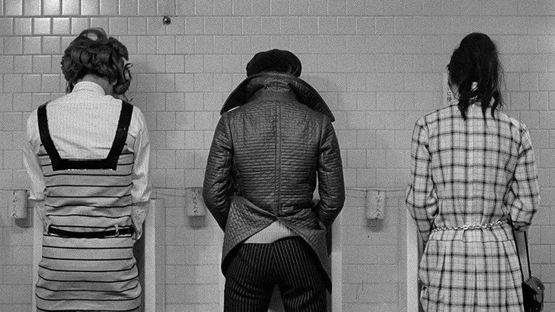 кадр из фильма Похоронная процессия роз