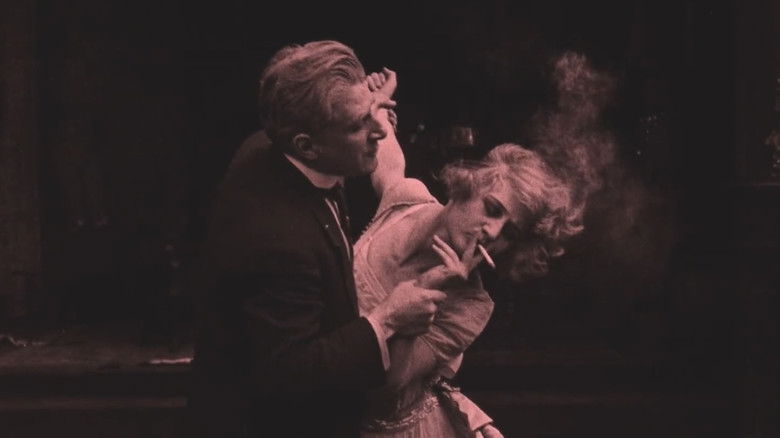 кадр из фильма La cigarette