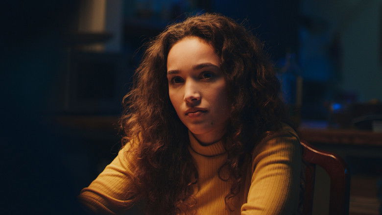 кадр из фильма Help