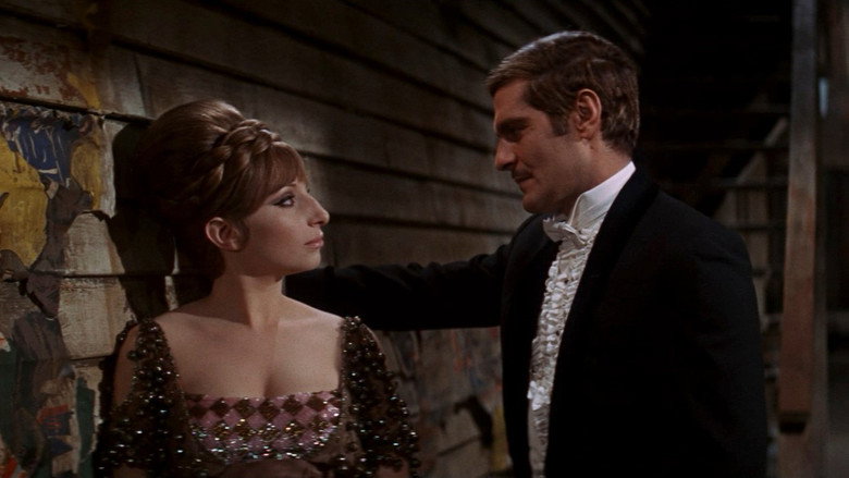 кадр из фильма Смешная девчонка