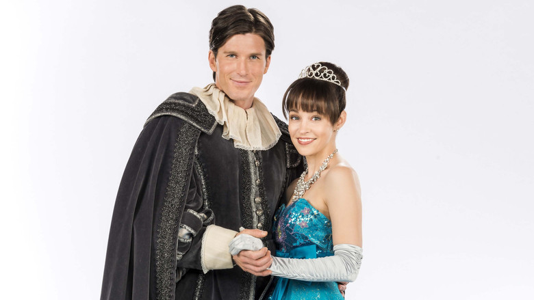 кадр из фильма Полночный маскарад