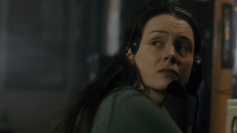 кадр из фильма Тревожный звонок