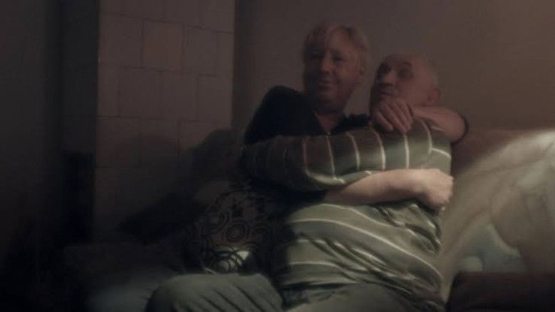 кадр из фильма Couple in a Room Smoking Cigarettes