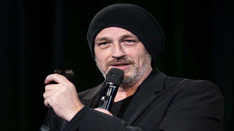 кадр из фильма Torsten Sträter - Selbstbeherrschung umständehalber abzugeben