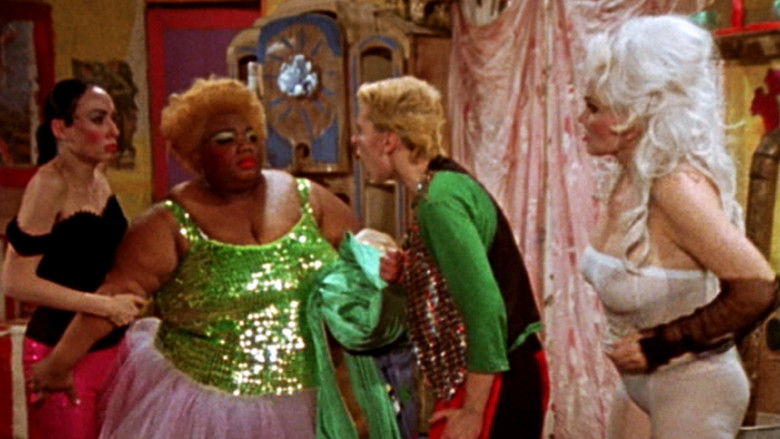 кадр из фильма Desperate Living