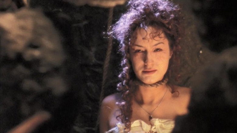 кадр из фильма The Doorway