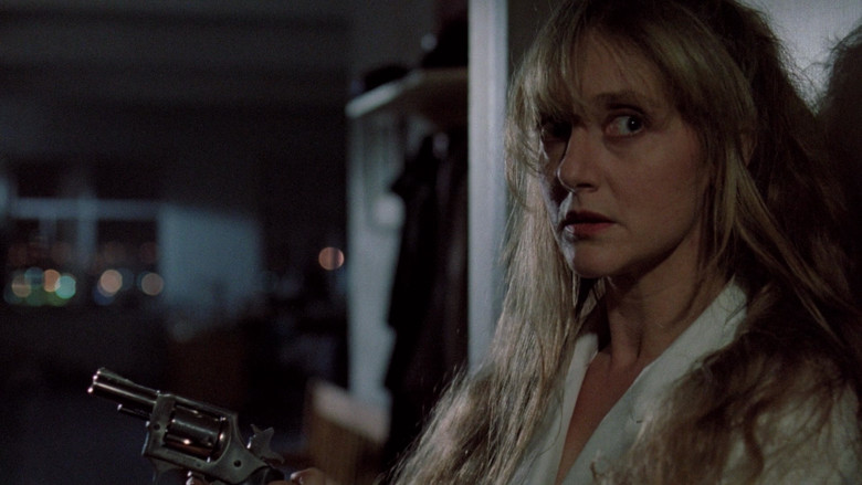 кадр из фильма Когда незнакомец снова звонит