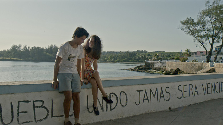 кадр из фильма Август