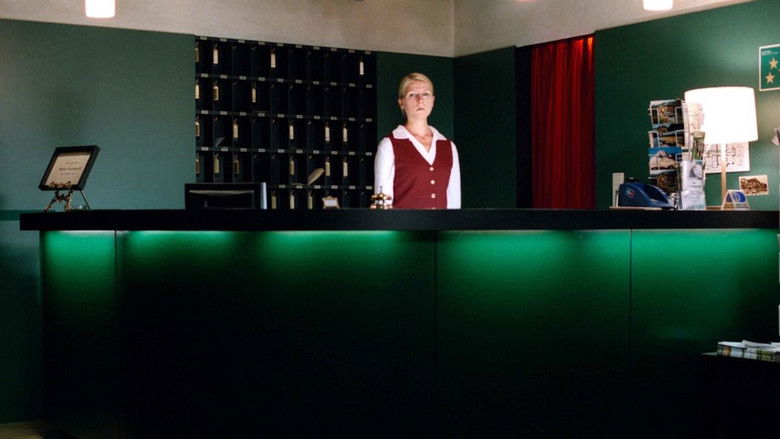 кадр из фильма Отель