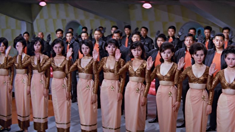 кадр из фильма 金菩薩