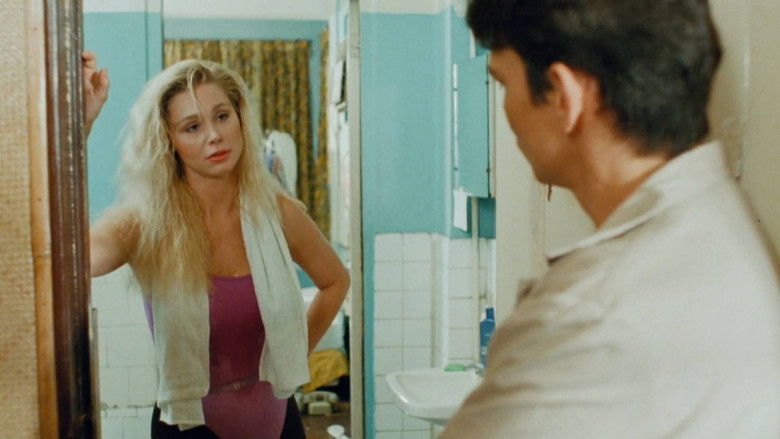 кадр из фильма Кровавый кулак