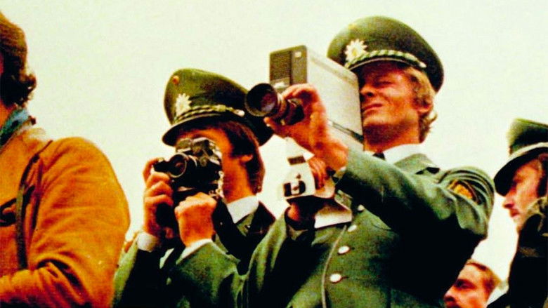 кадр из фильма Германия осенью