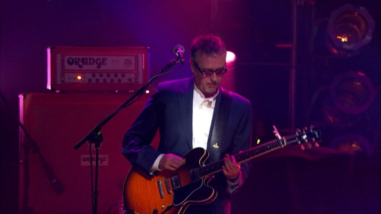 кадр из фильма The Pretenders - With Friends