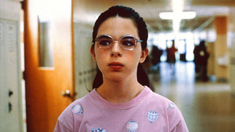 кадр из фильма Добро пожаловать в кукольный дом