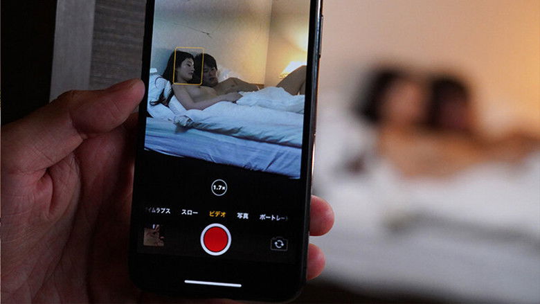 кадр из фильма 昔ボクをイジメていた学園のマドンナが今では金持ちのセレブ妻… そして彼女の不倫を目撃したボクはいつでも好きな時に復讐レ×プ ひなたまりん