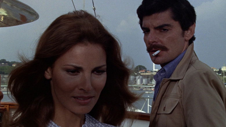 кадр из фильма Последний круиз на яхте «Шейла»