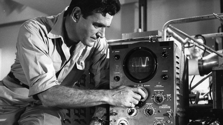 кадр из фильма Гигантский коготь