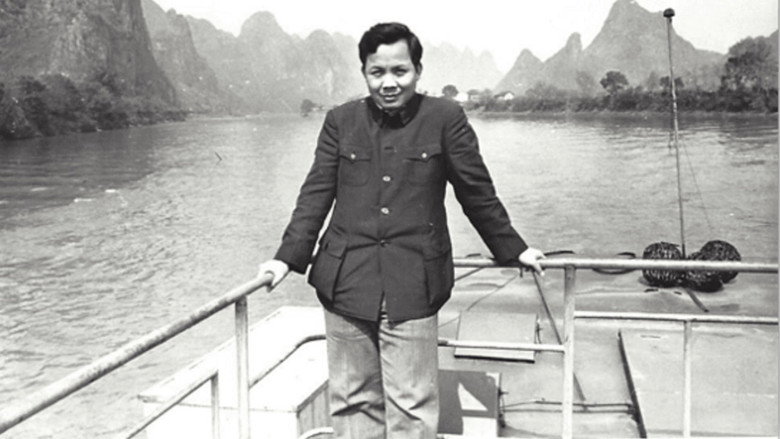 кадр из фильма L'homme de l'ombre