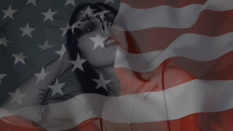 кадр из фильма Dolls are Meant to be Trash