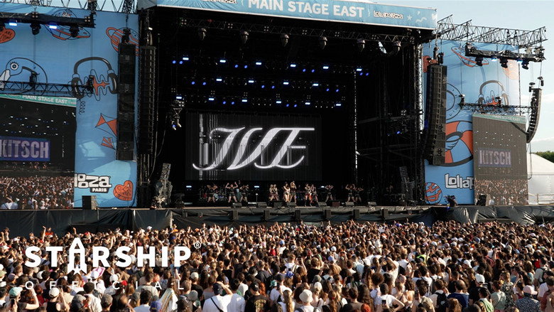 кадр из фильма IVE: Live at Lollapalooza Paris 2025