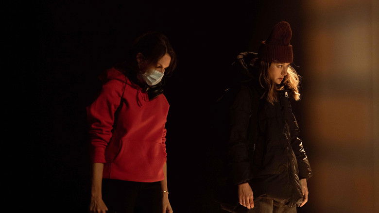 кадр из фильма La nuit du 4 au 5