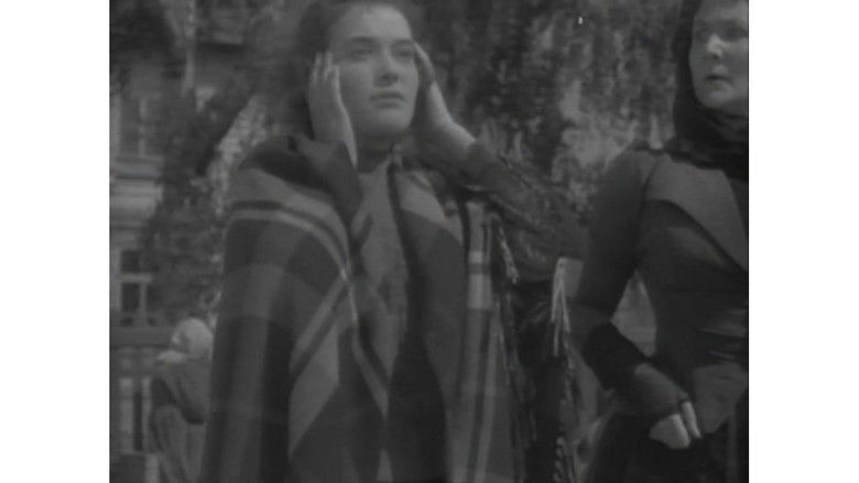 кадр из фильма Бесприданница