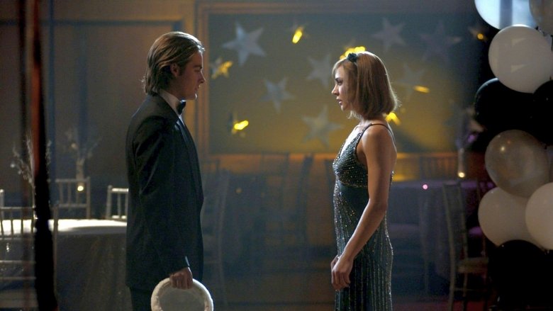 кадр из фильма Мальчик в девочке