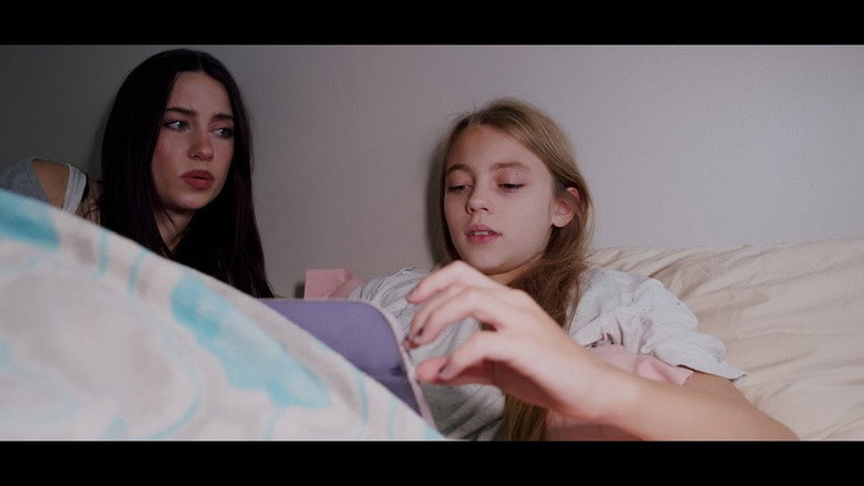 кадр из фильма EPISODE 12