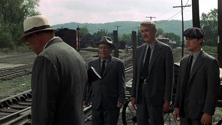 кадр из фильма Парад дураков