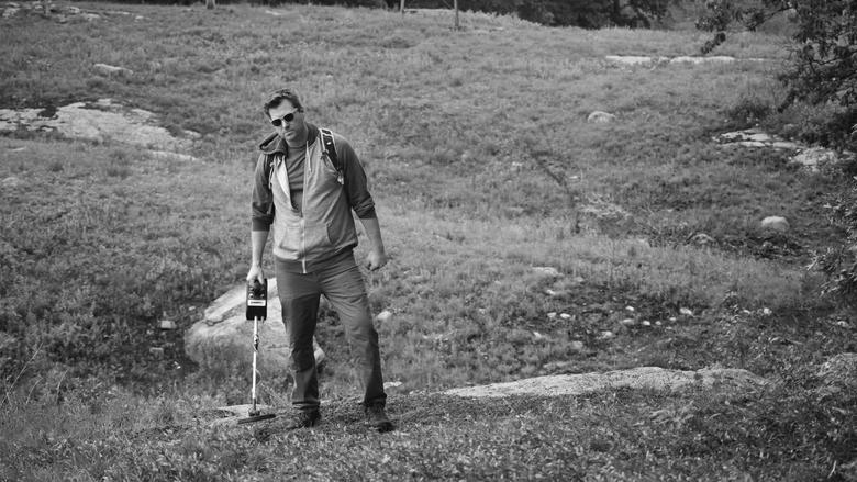 кадр из фильма Metal Detector Maniac