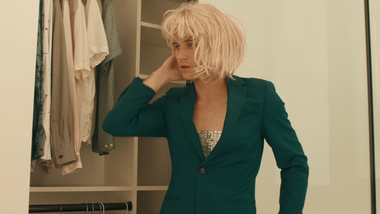 кадр из фильма Who Am I?