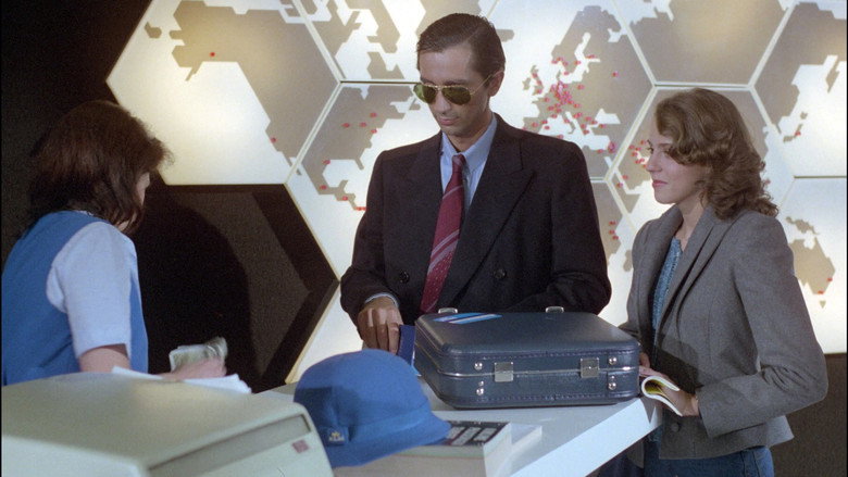 кадр из фильма L'Indic