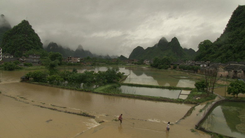 кадр из фильма Watermarks - Three Letters from China