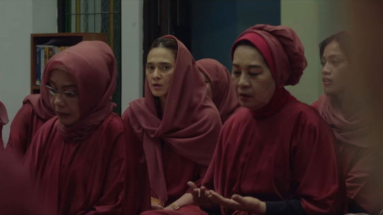 кадр из фильма Mungkin Kita Perlu Waktu