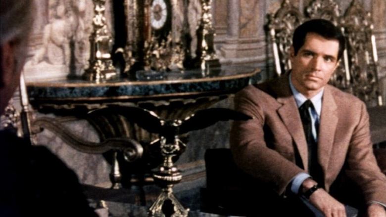 кадр из фильма Роз для ОСС 117 не будет