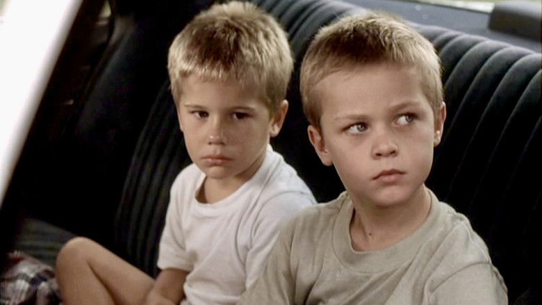 кадр из фильма Грустный мальчик