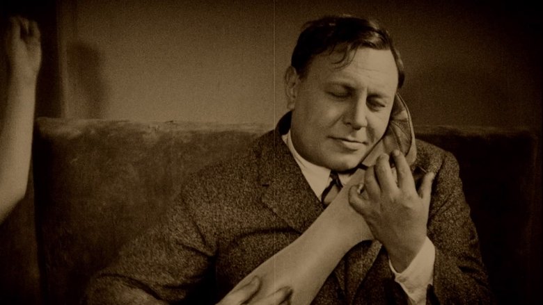 кадр из фильма Варьете