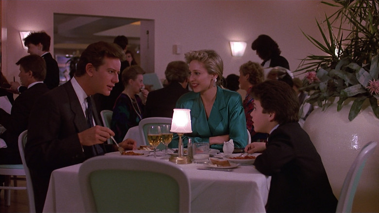 кадр из фильма Всё наоборот